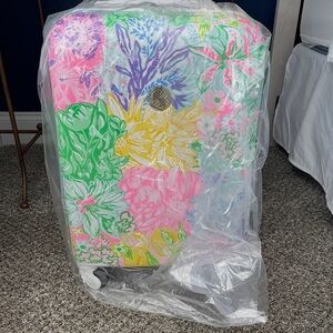 Lilly Pulitzer Rolling Hardshell Suitcase